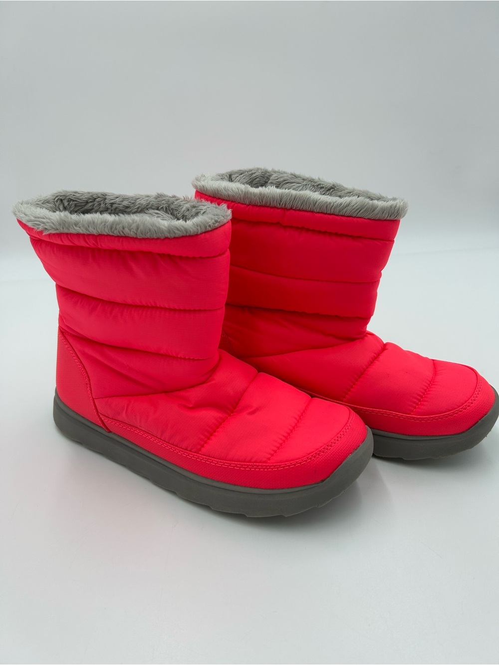 Tek Gear Pink Cozy Winter Boots with Grey Faux Fur Trim 7 Med